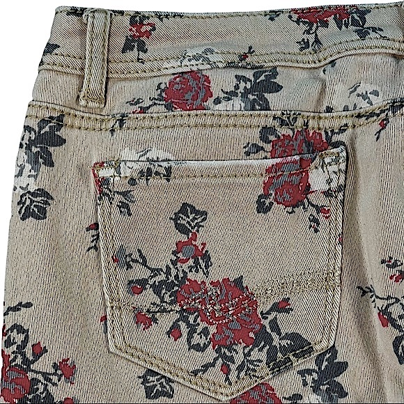 Almost Famous size 13 cream/tan jeans, red & white floral & green leaves design - Picture 7 of 13